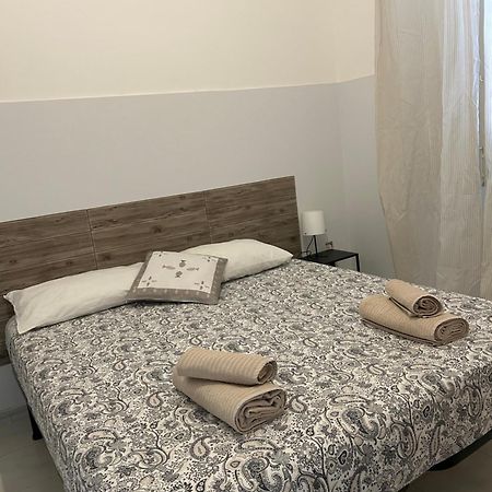 Appartamento Gemma Aeroporto di Catania Fontana Rossa Esterno foto